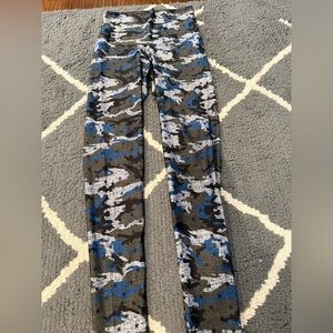 Emily HSU Camo/Star Leggings